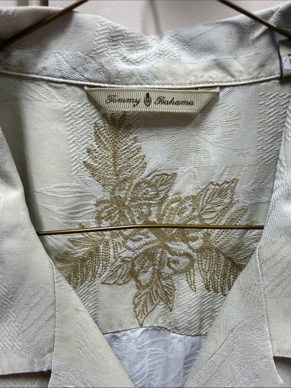 Tommy Bahama 100% Silk Hawaiian Shirt